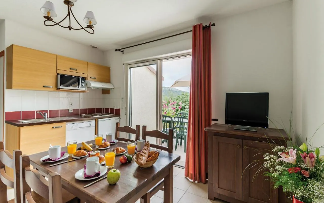 Le Domaine Des Cazelles By Ateya Vacances Cajarc